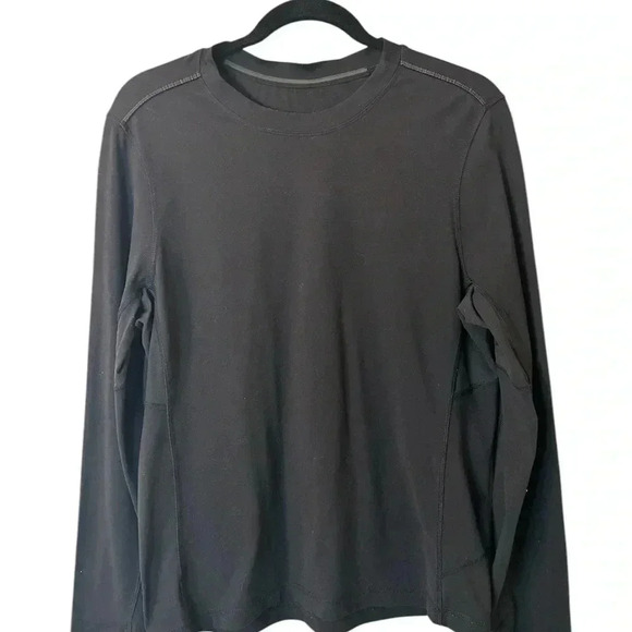 Lululemon long Sleeve
Black M - Picture 2 of 12